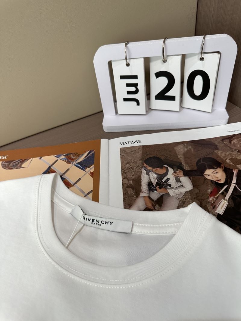 Givenchy T-Shirts